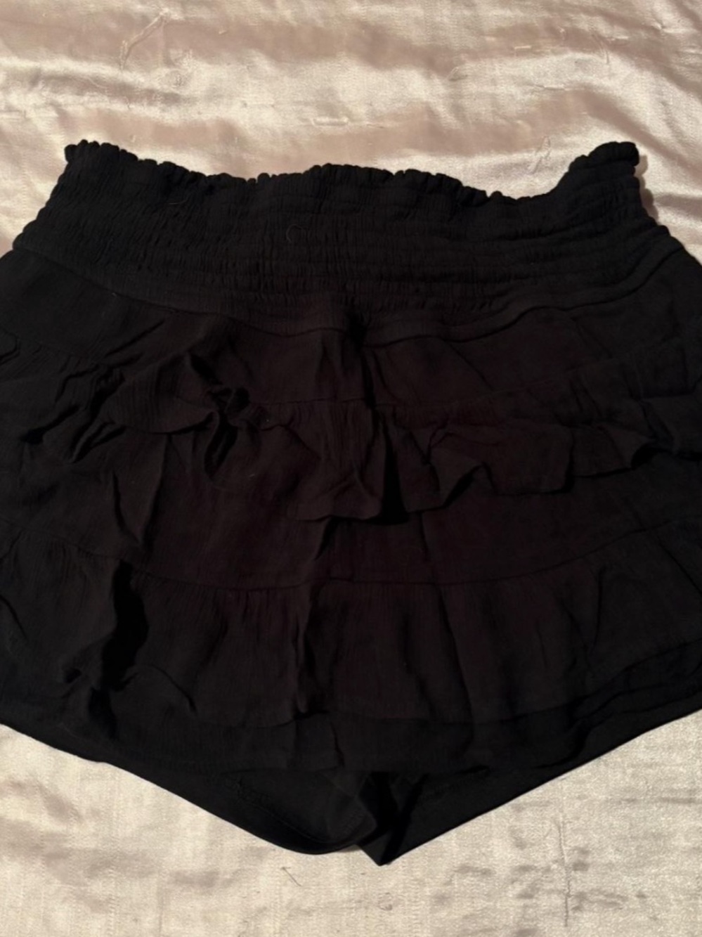 Forever 21 Black Ruffle Skort Size Medium